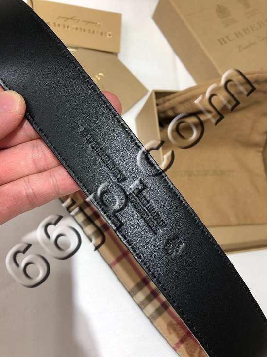 バーバリーベルト着用イメージ